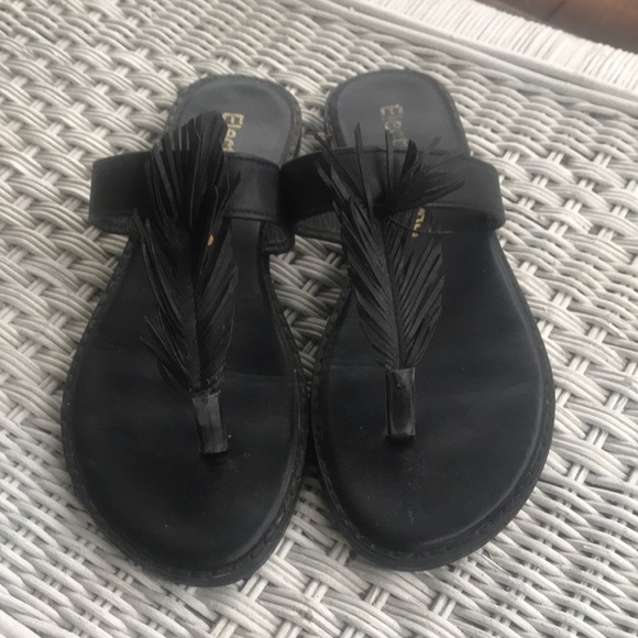 Electric Karma brand size 9 black slip on flip flops - Picture 1 of 3